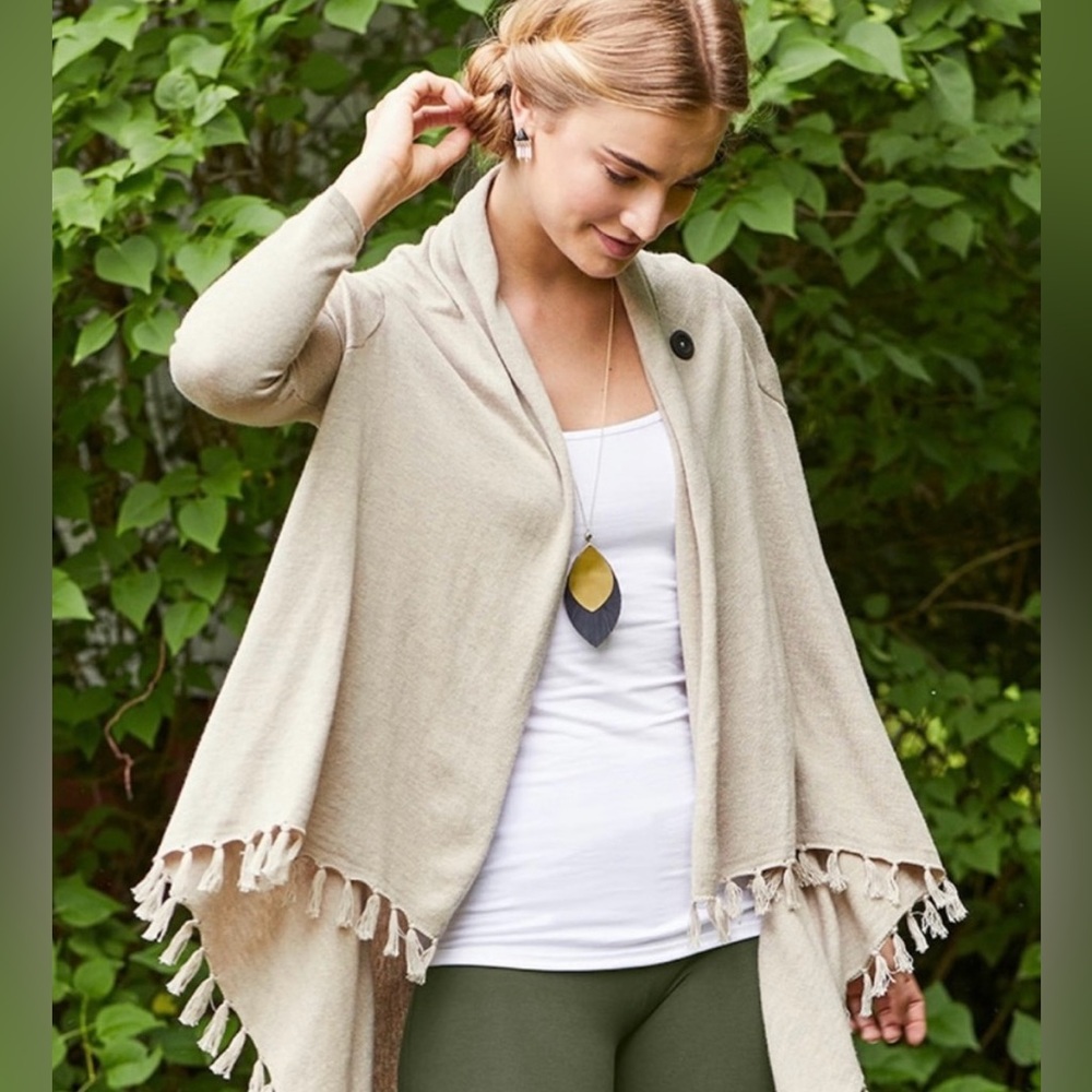 NWT, Matilda Jane Come On Over Drape Wrap
Sweater 23617T, Sz XL - Picture 2 of 12